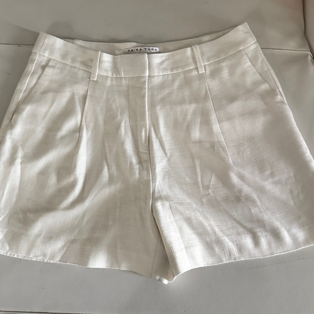 TRINA TURK
Ocotillo white Twill Shorts large - Picture 5 of 9